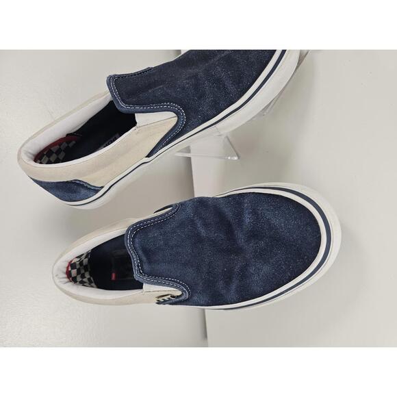 Vans Classic Slip-On Sneakers in Navy and Cream main image 8